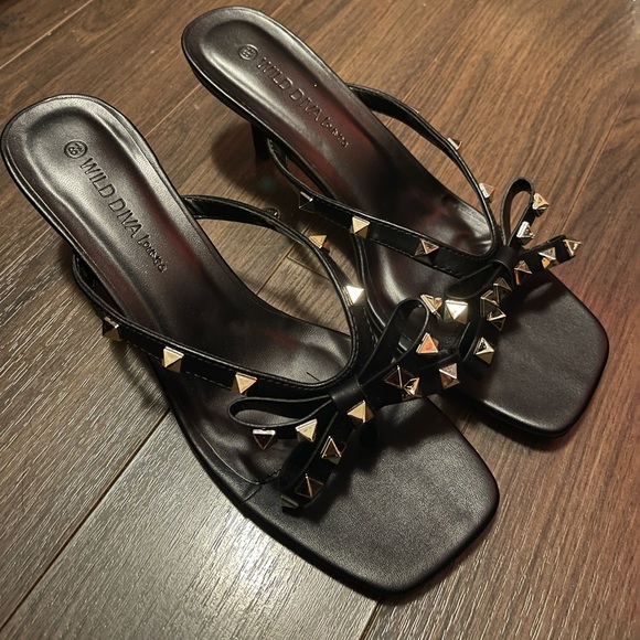 Short heels - Picture 1 of 4